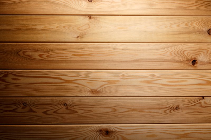 drewniana boazeria na ścianie